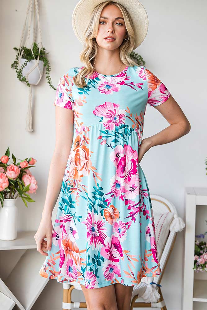 Woman wearing Floral Round Neck Short Sleeve Mini Dress by Parnova.Store